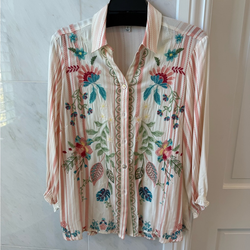 TRUE LUXE  Embroidered Women's Top